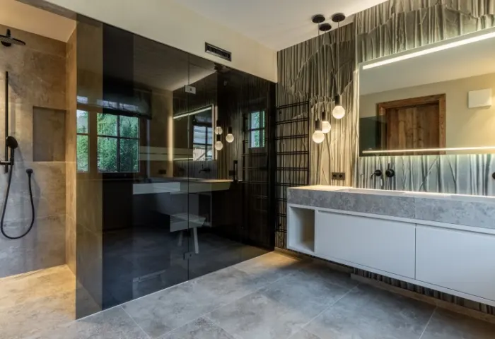 BADEZIMMER MIT SAUNA