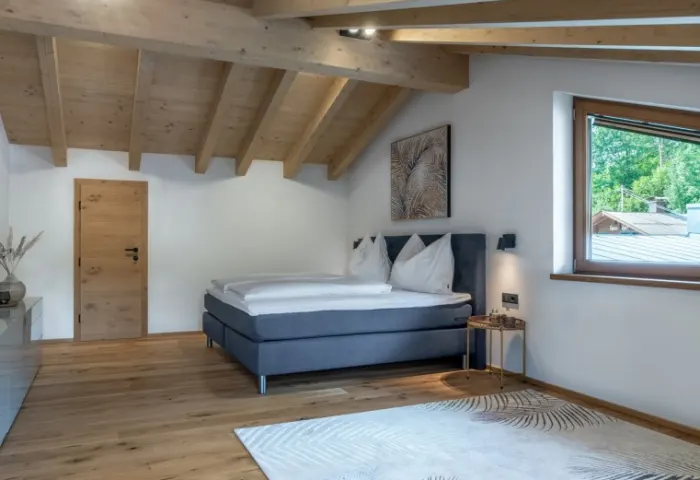 MASTERSCHLAFZIMMER