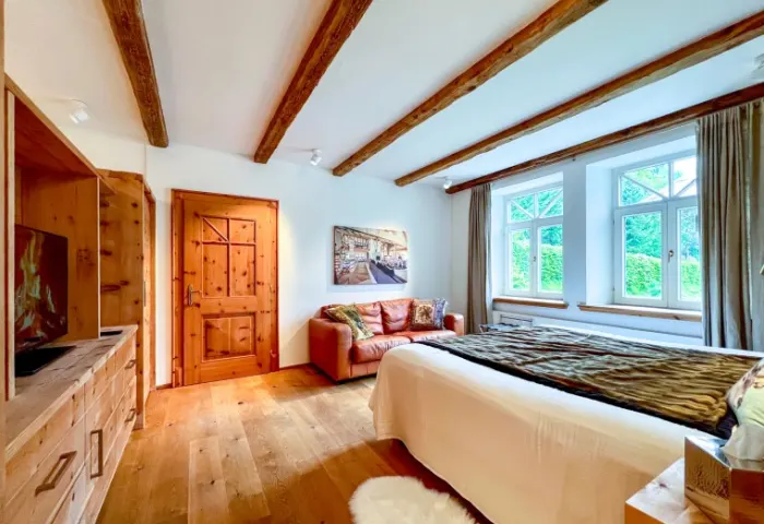 SCHLAFZIMMER