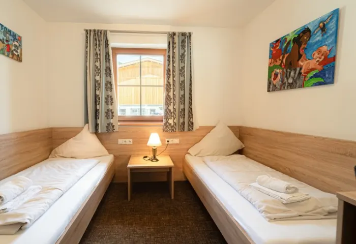 KINDERSCHLAFZIMMER